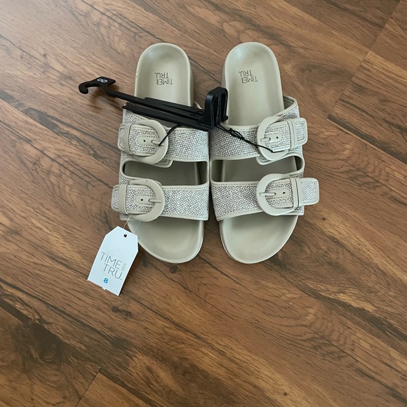 Slides - Picture 2 of 4